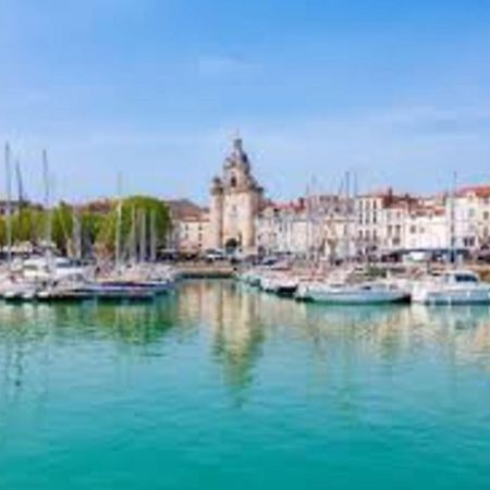 Bright Apartment With Terrace In La Rochelle La Rochelle  Esterno foto